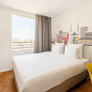*** فندق B&B Hotel Basel سويسرا