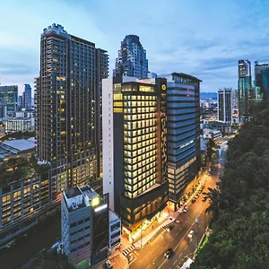 santa-grand-signature-kuala-lumpur.kualalumpurs-hotels.com/